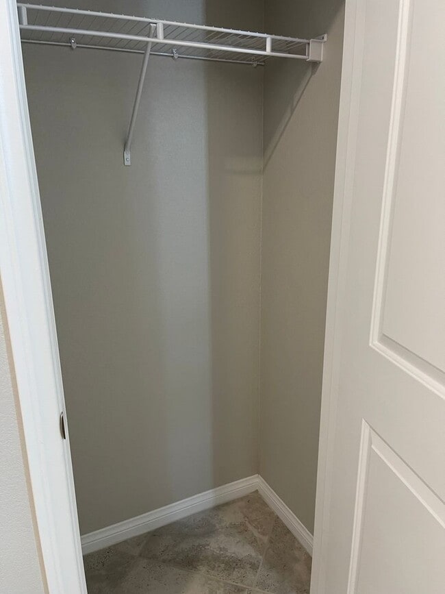 Building Photo - Gorgeous 2 Story Home in Gated Community!
