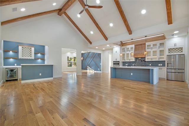 Building Photo - 3201 Anthony Dr