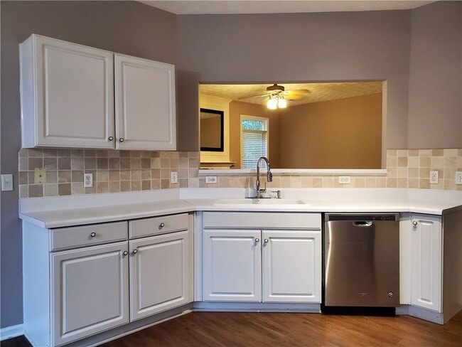 Building Photo - 13375 Avensong Ives Way