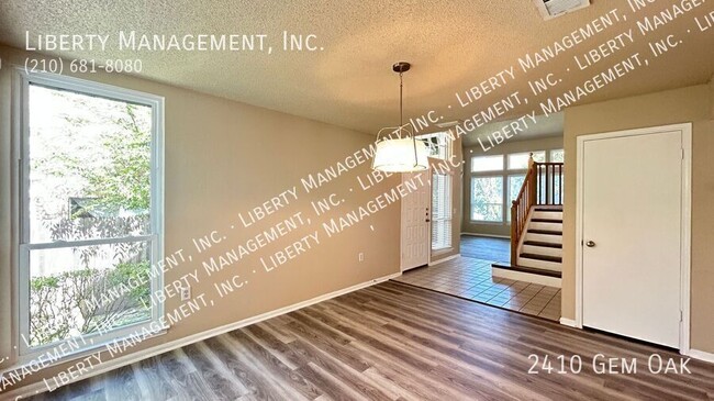 Building Photo - 2410 Gem Oak