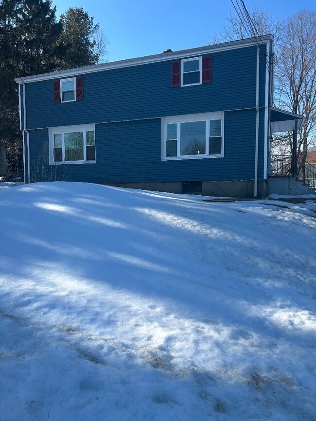 Building Photo - 6 Geissler Dr