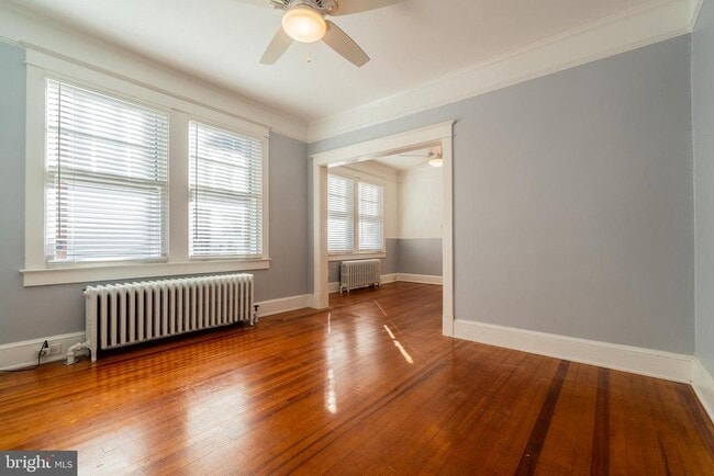 Building Photo - 928 19th St S