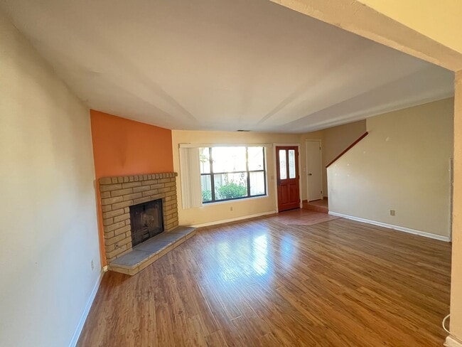 Building Photo - King Courts Condo! Backs to the Park! Blocks from Downtown SLO