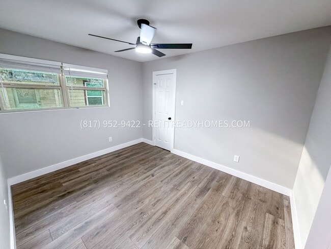 Building Photo - 6023 Heatherbrook Dr