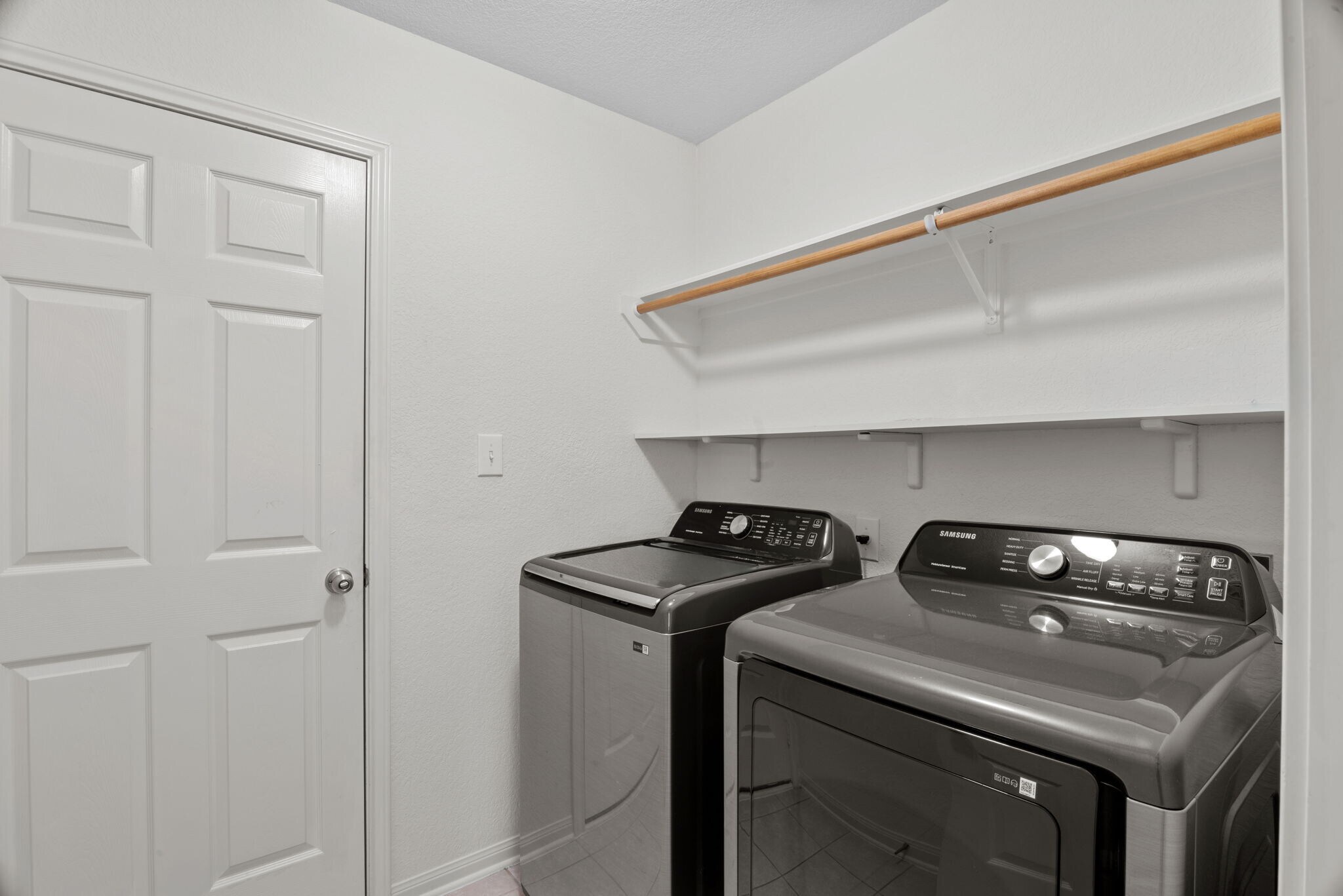 Building Photo - 5503 Chase Cyn