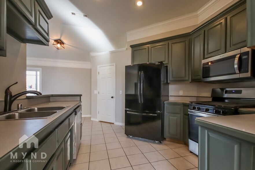 Building Photo - 278 Pine Meadow Dr