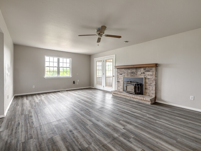 Building Photo - 11308 Meadow Ridge Ln
