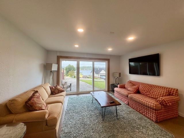 Building Photo - 16597 Birch Ln