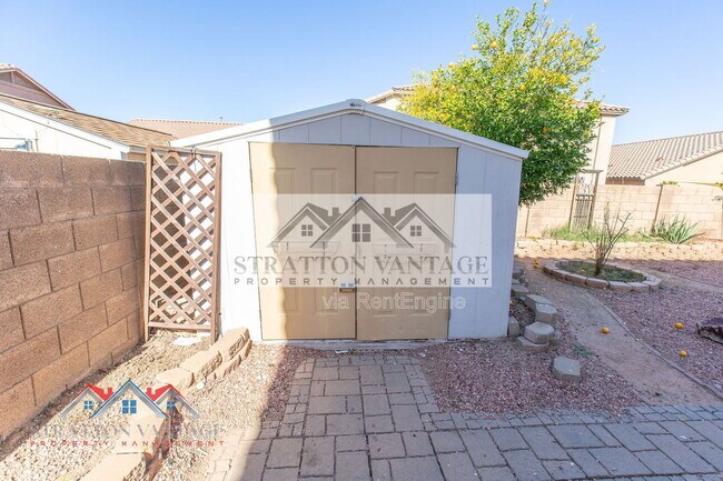 Building Photo - 4808 W Allen St