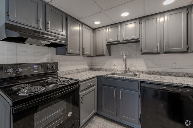 Kitchen - Carriage House