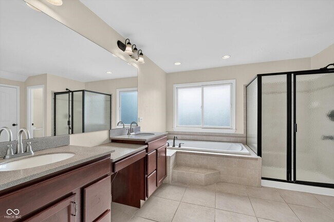 Building Photo - 13636 Falcon Way