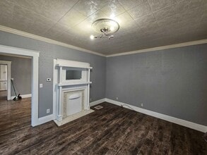 Building Photo - 805 Virginia Ave