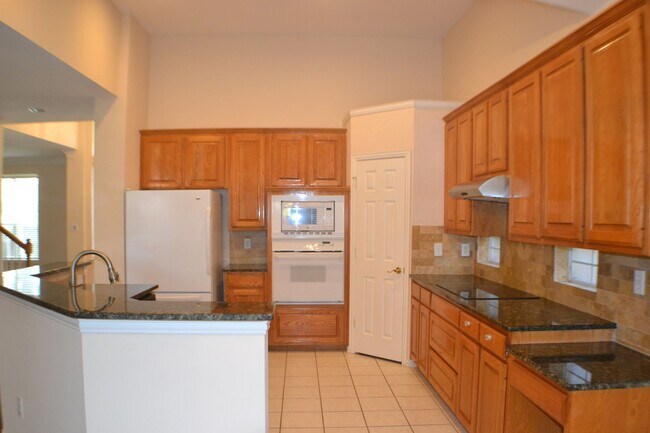 Building Photo - House For Lease in Plano