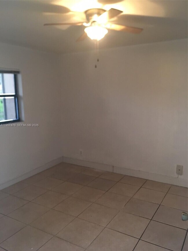 Building Photo - 4090 NW 88th Ave