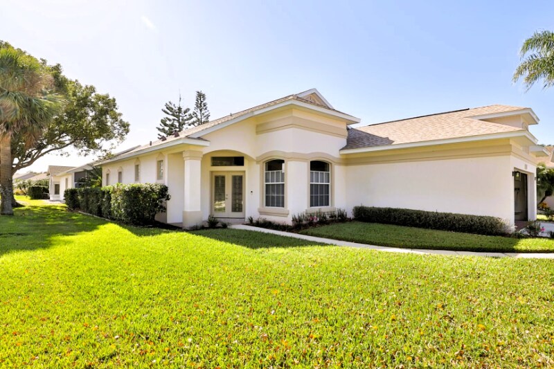 Building Photo - 1161 Siesta Key Cir