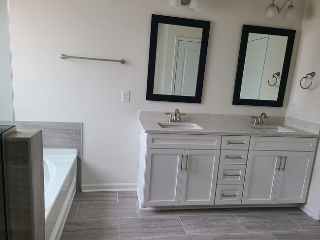 Building Photo - 720 Westec Wy