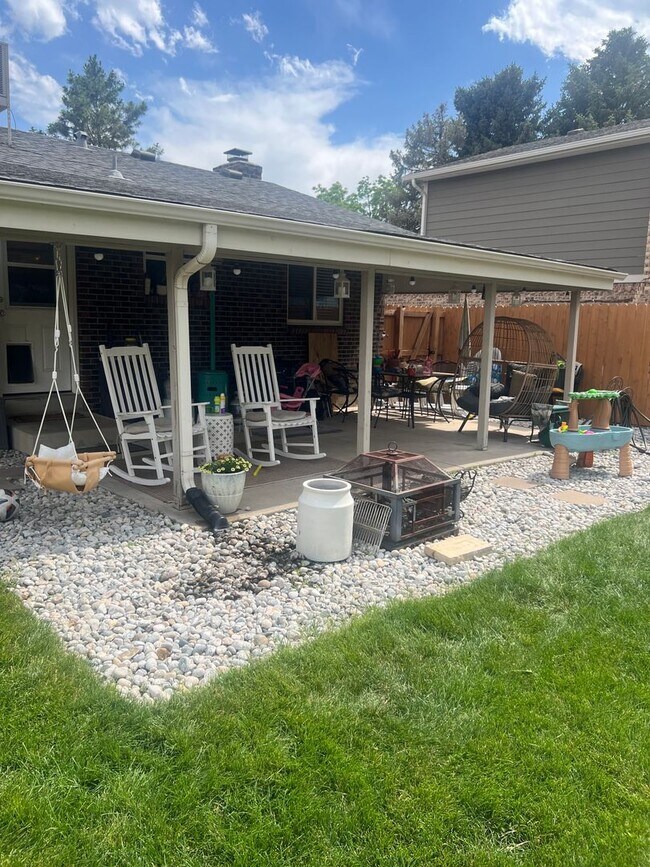 Building Photo - Stylish 3Bd 2Ba Sheridan Green Gem Near Pa...