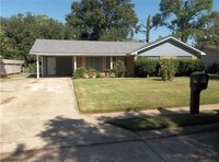 Building Photo - Single Family Residence