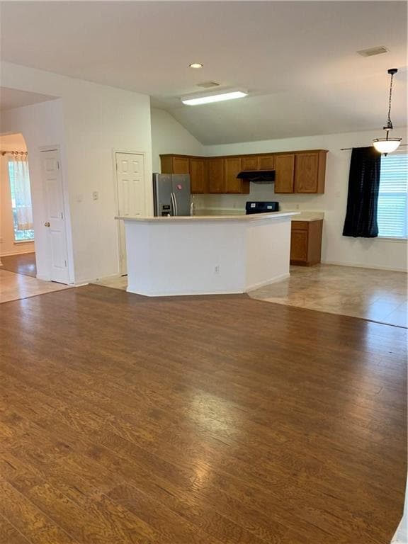 Building Photo - 5836 Lomita Verde Cir