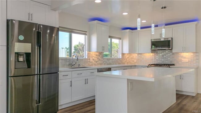 Building Photo - 1509 S Meadows Ave