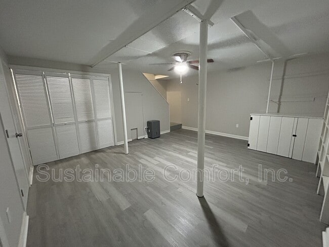 Building Photo - 270 Sunderland Rd