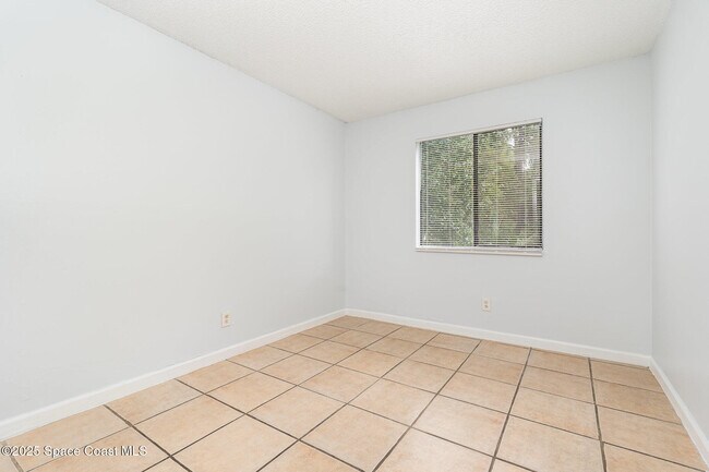 Building Photo - 2181 Agora Cir SE