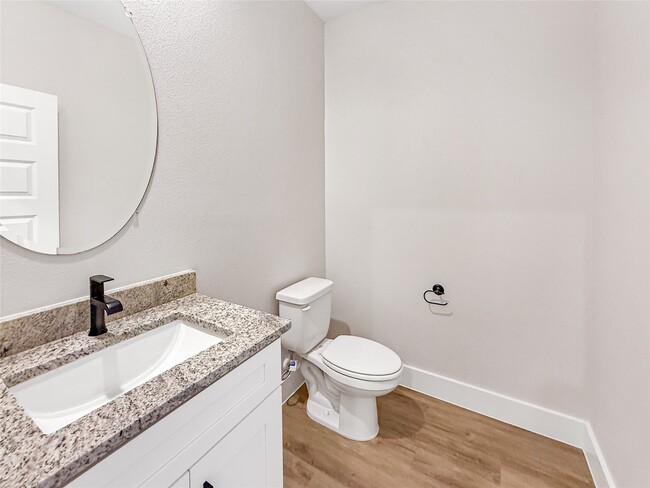 Building Photo - 5613 Mobeetie Lp