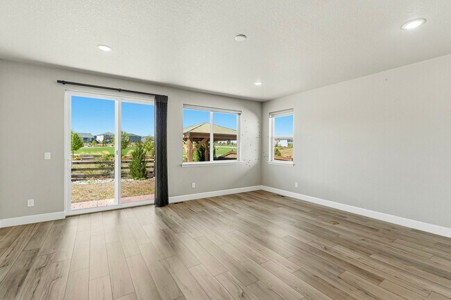 Building Photo - 13541 Waterthrush St