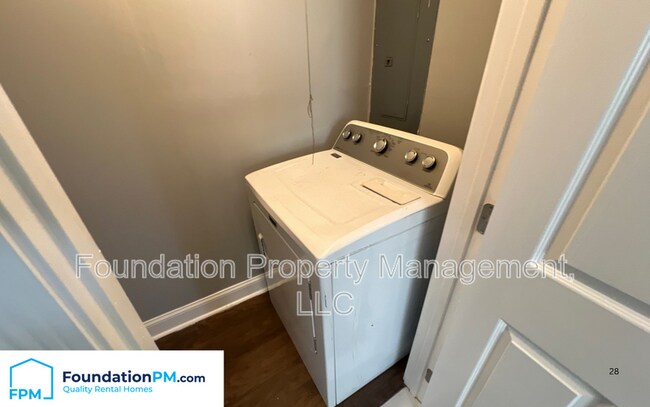 Building Photo - 4347 Melwood St