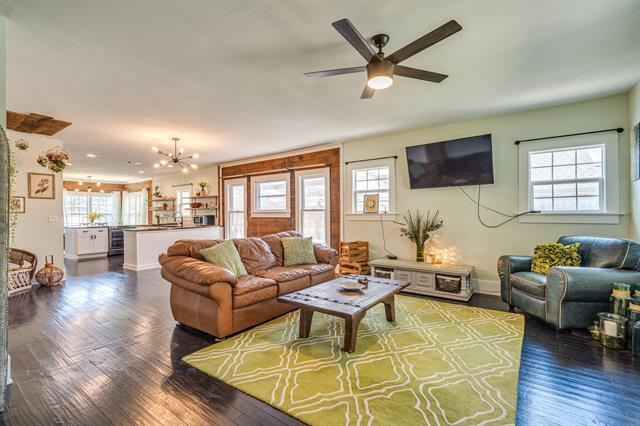 Building Photo - 2706 Bomar Ave