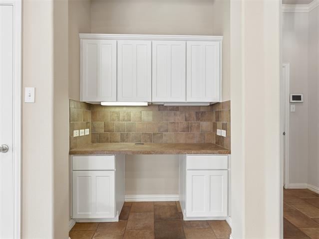 Building Photo - 7932 Branch Hollow Trail