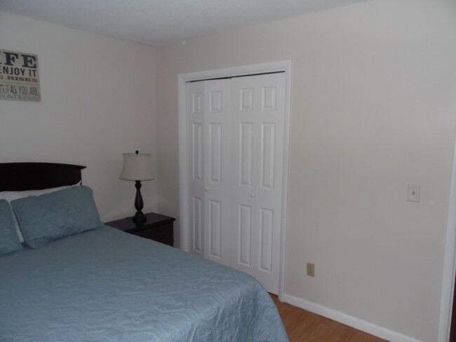 Master Bedroom - 799 Donnell Blvd