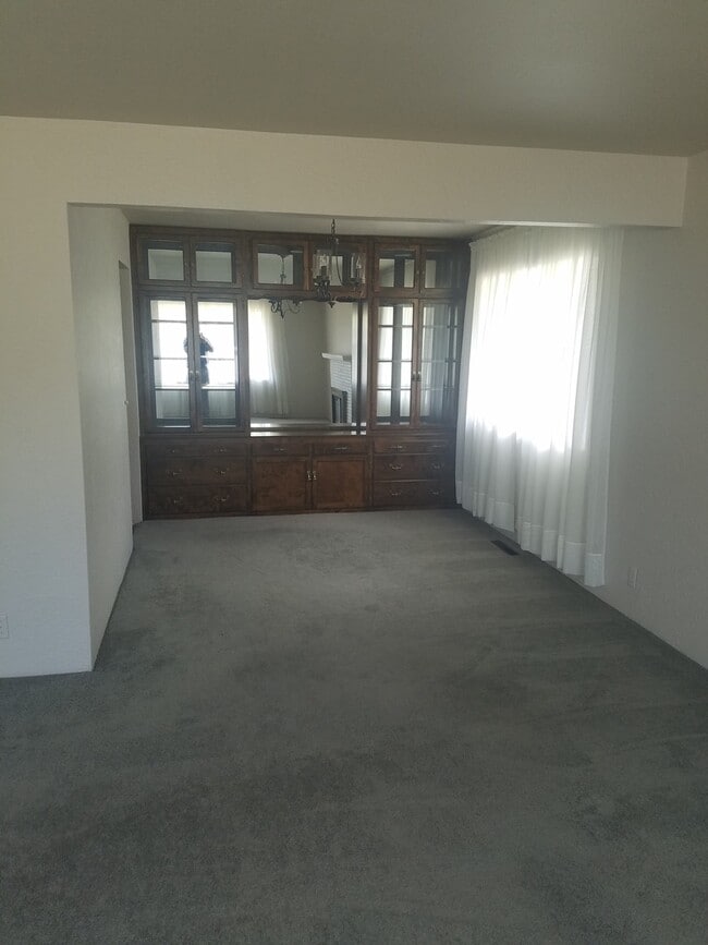 Building Photo - STATUS:AVAILABLE  |R136a| $1795