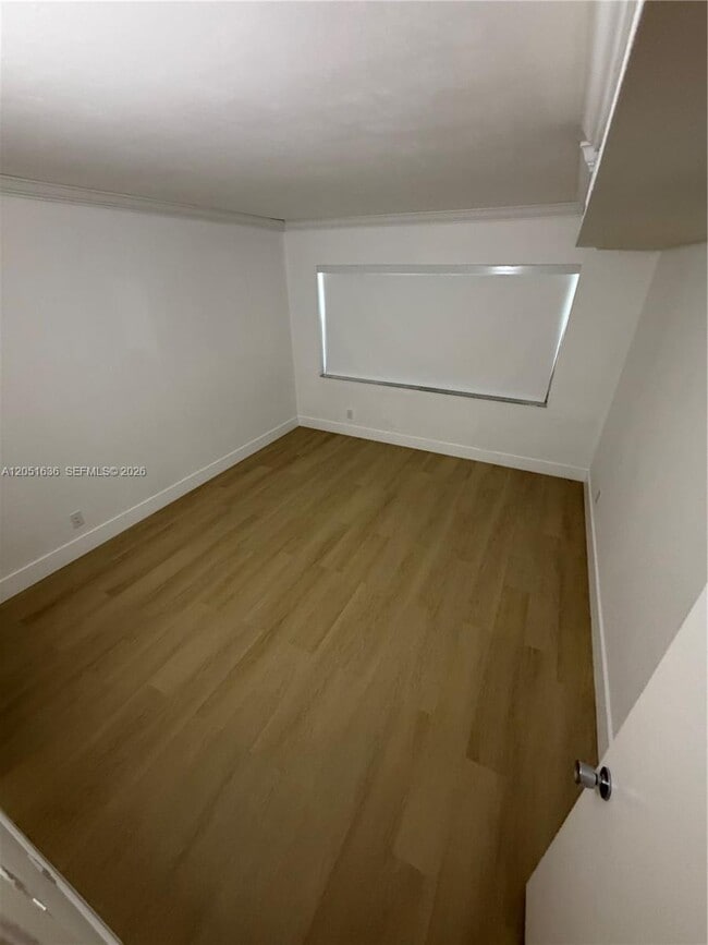Building Photo - 4007 N Cypress Dr