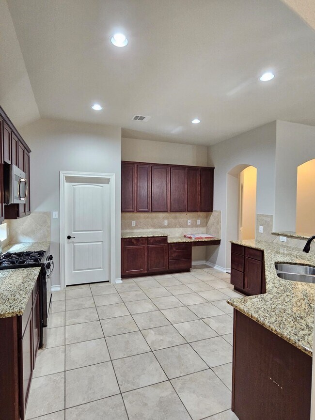 Building Photo - 3618 Diamond Creek Dr