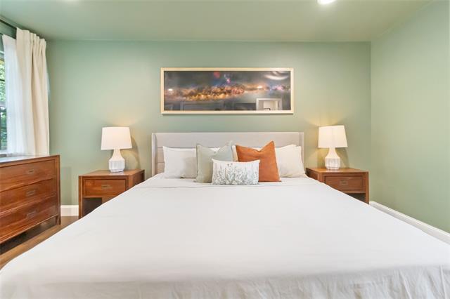 Building Photo - 4912 Odessa Ave