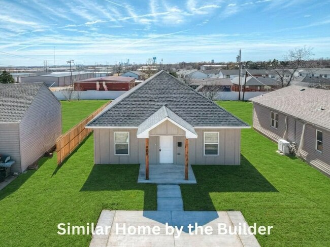 Building Photo - Charming 3-Bedroom Home with Modern Finishes