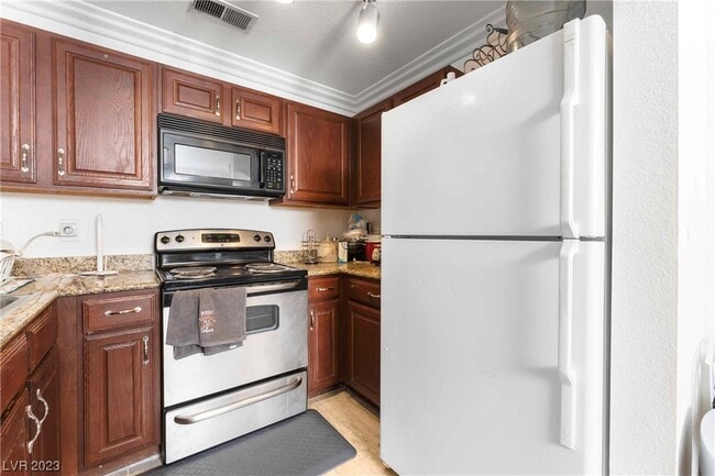 Building Photo - 4050 Pacific Harbors Dr