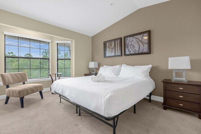 Building Photo - 14525 Damai Ln