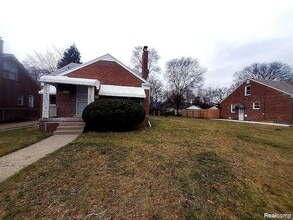 Building Photo - 20441 Mitchell St