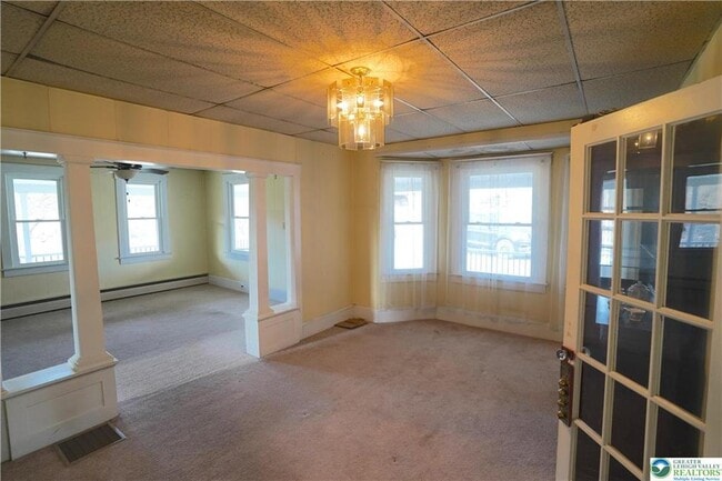 Building Photo - 655 Birch Dr