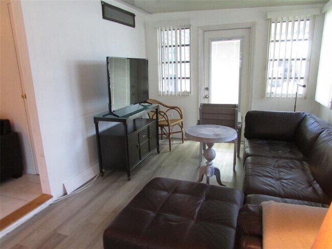 Building Photo - 5249 NW 4th Terrace