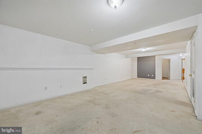 Building Photo - 1724 Emory St