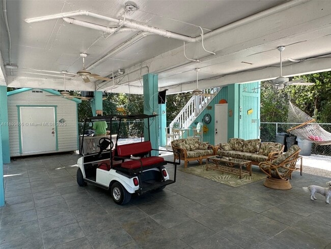 Building Photo - 410 Mahogany Ave