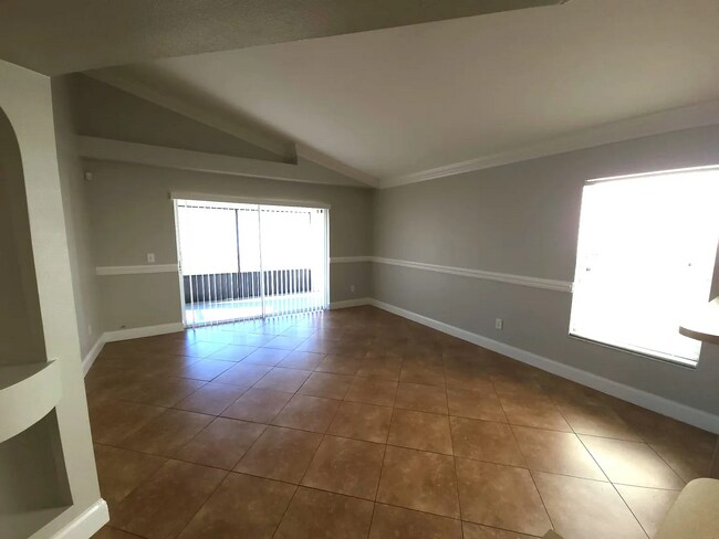 Building Photo - 14635 Keelford Way