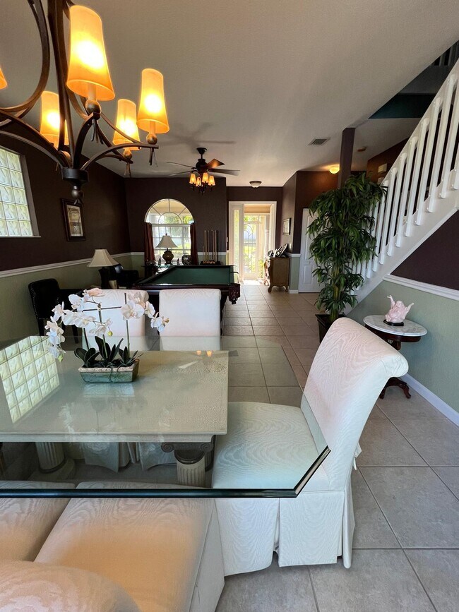 Building Photo - 217 Berenger Walk