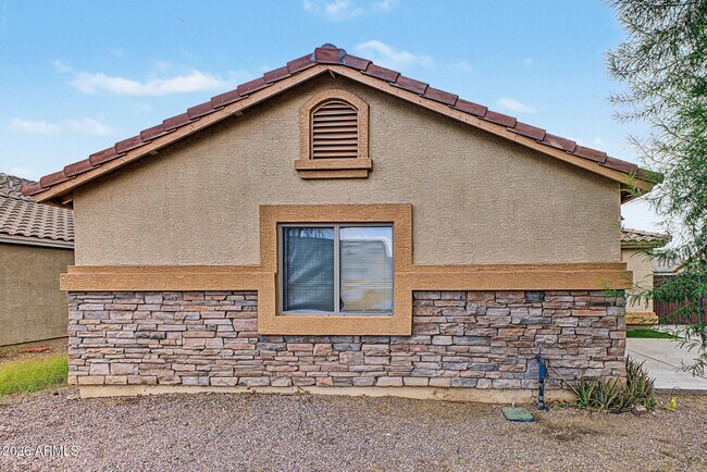 Building Photo - 3015 N 84th Dr