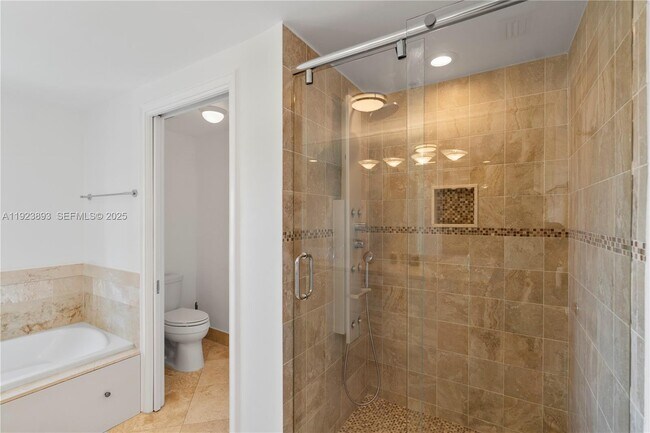 Building Photo - 3400 SW 27th Ave