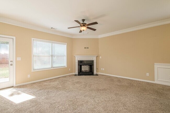 Building Photo - 9675 Rushmore Cir