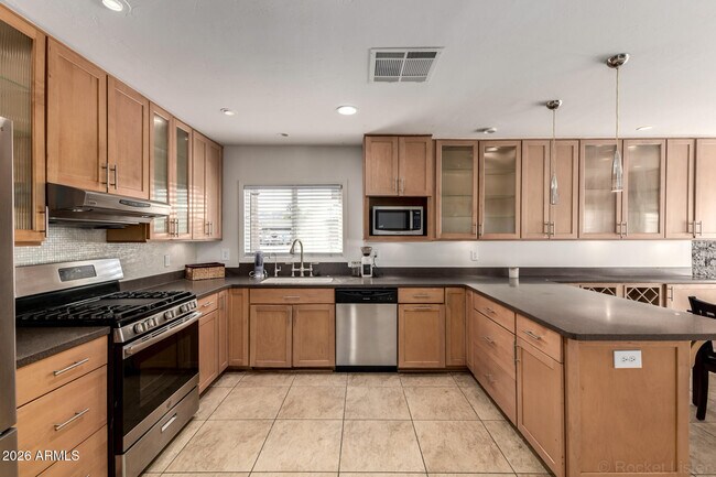 Building Photo - 9832 N 29th St